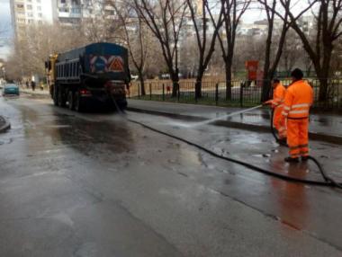 Столична община обеща да мие улиците 6-7 пъти в годината