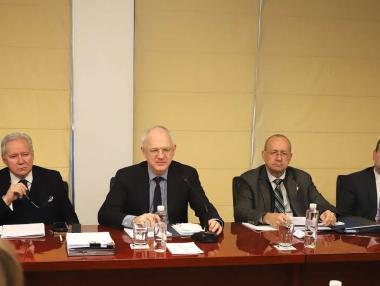 КЕВР и „Булгаргаз“ нарушават закона, твърди бизнесът