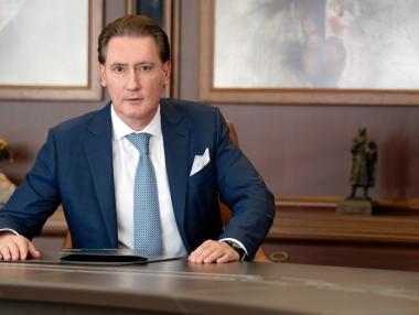 Домусчиев обвини транспортния министър в лъжа