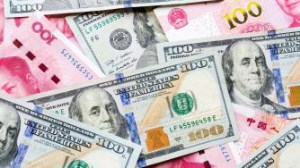 Мистерията на огромния излишък от долари в Китай озадачава световните пазари