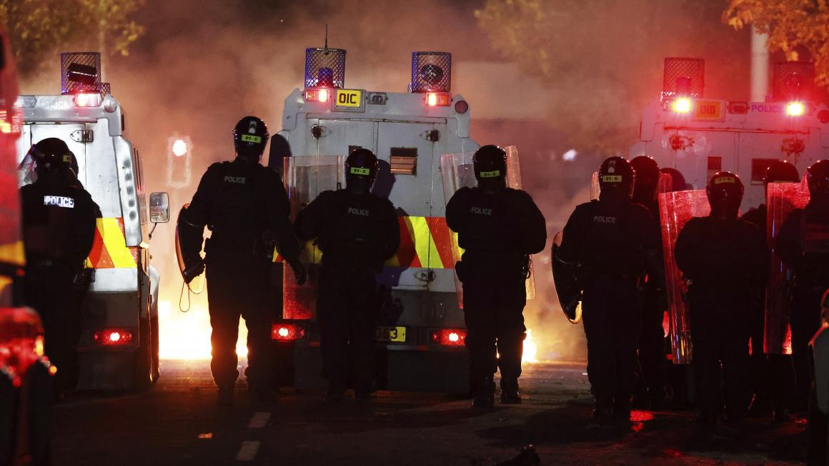 Галерия :: Снимка 0 :: Протести разтресоха Северна Ирландия заради Брекзит (галерия/видео)}