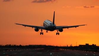 COVID подпечатва края на евтините самолетни билети