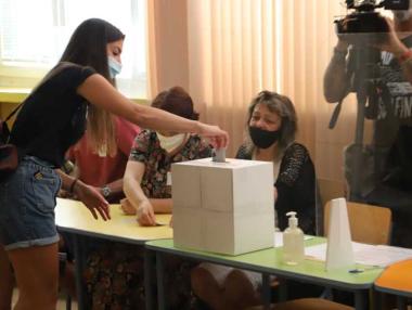 „Тренд“: Интригата на изборите е между БСП и „Продължаваме промяната“