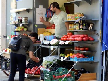 Търговията на дребно се забави през септември