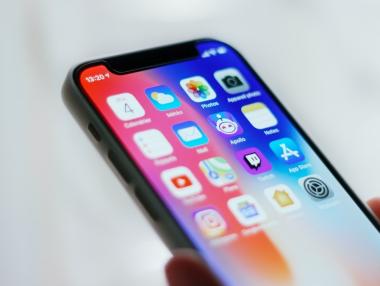 Как телефонът в ръката ви ускорява глобалното затопляне