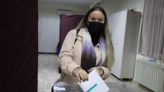 ЦИК замени машините с хартиени бюлетини в 59 секции