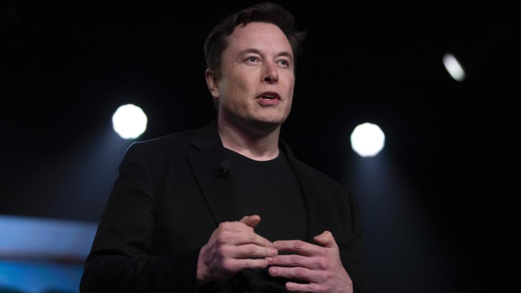 Мъск продължава да разпродава акции на Tesla