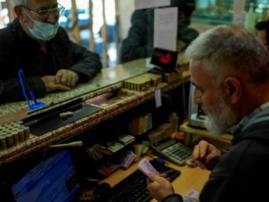 Лирата рухна до нов антирекорд след коментар на Ердоган