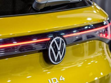 VW се принуди да спре два завода за електромобили