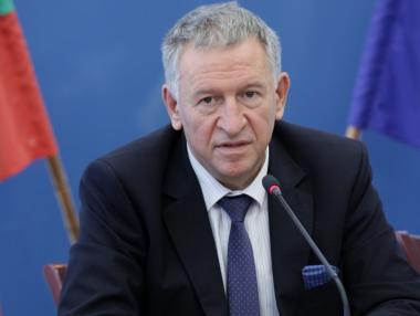 Отпадна изискването за информирано съгласие при ваксиниране