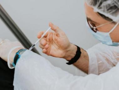 Вечерни новини: Без информирано съгласие при ваксиниране; Електронната търговия у нас расте с 30%