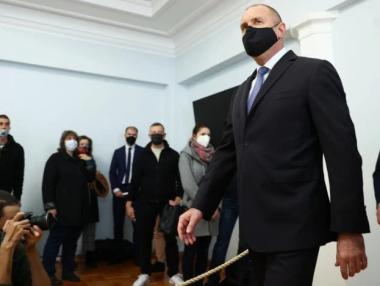 Окончателно: Радев печели балотажа с 66.72% от гласовете