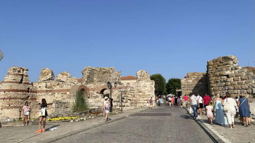 Над 95% от българските туристи са почивали в страната това лято