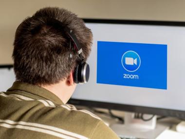 COVID пак посипа Zoom със звезден прах и го изстреля с 10%