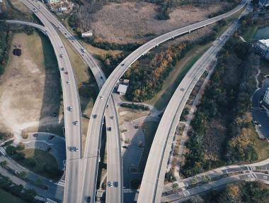 ЕС ще мобилизира €300 млрд. за развитие на инфраструктурата