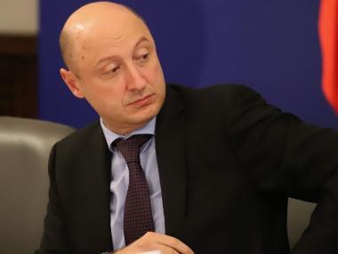 Кабинетът предложи още по-голямо увеличение на минималната заплата