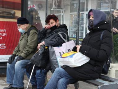 Вечерни новини: Скок на пенсии и заплати; Задължителна COVID ваксинация в Европа