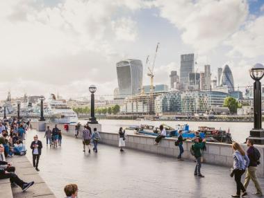 Великобритания има нужда от рекордните 3.5 млн. работници