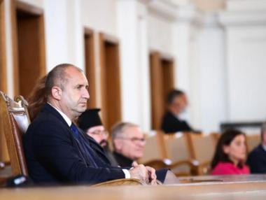 Радев свиква партиите на консултации за съставяне на правителство