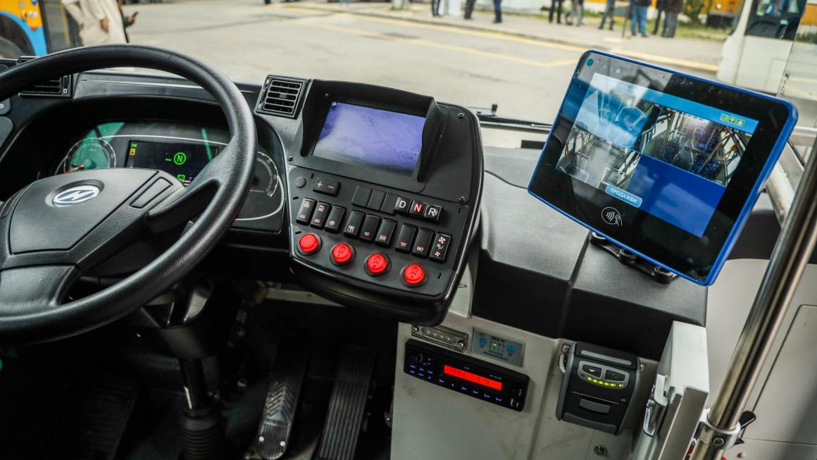 Галерия :: Снимка 1 :: 10 нови електробуса обслужват линии в София (галерия)}