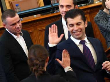 Вечерни новини: Структура и принципи на бъдещия кабинет; БЕХ спъва Плана за възстановяване