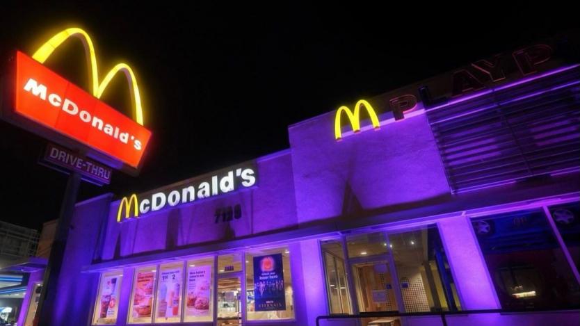 McDonald`s откри първия си ресторант с нулеви въглеродни емисии