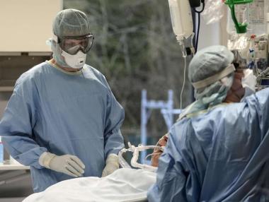 Предишно преболедуване на COVID-19 почти не пази от Омикрон