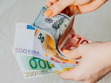 Омикрон ще намали наполовина глобалния икономически растеж