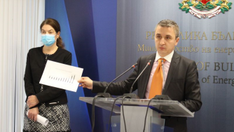 Правителството предвижда 1.5 млрд. лв. за енергийни компенсации