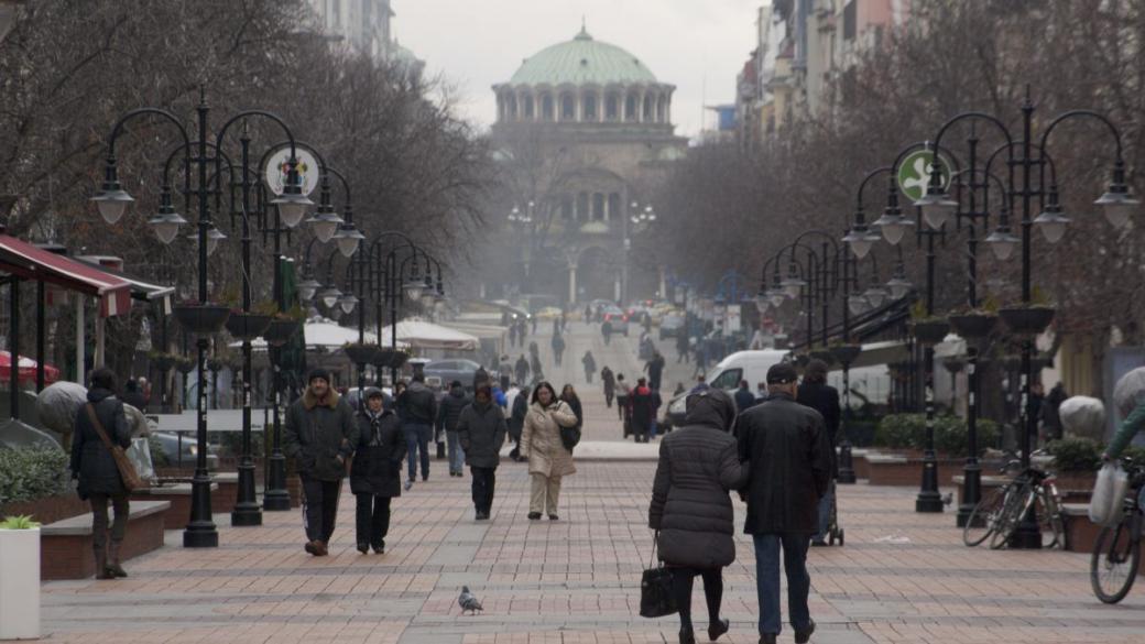 Вече половин година пазарът на труда в България потъва