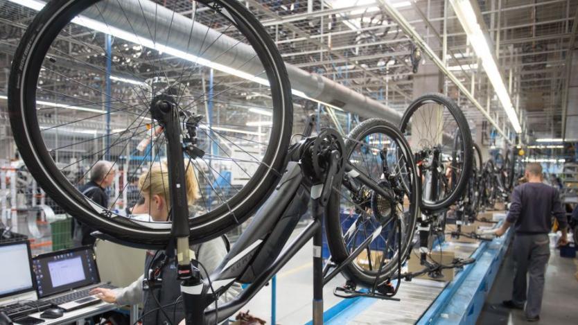 Нов завод за е-велосипеди иска да направи България №1 в Европа