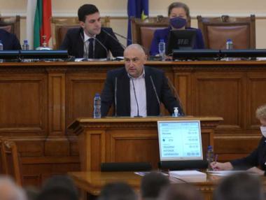 Приятелски огън, обидени, промени на крак: депутатите сформираха постоянните комисии