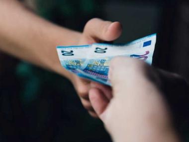 С приемането на еврото Хърватия ще спести €130 млн. от банкови такси