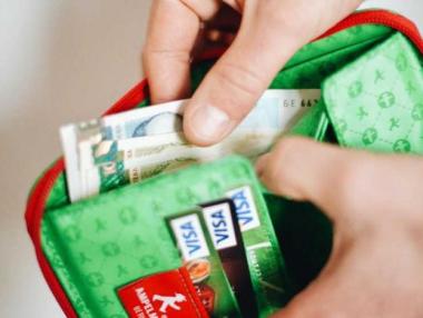 Инфлацията изяжда спестяванията на българите