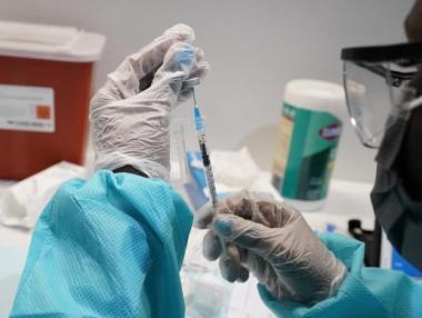 Израел започна да тества четвърта доза срещу COVID-19