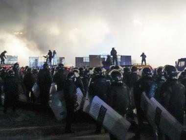 Поскъпването на горивата свали правителството на Казахстан