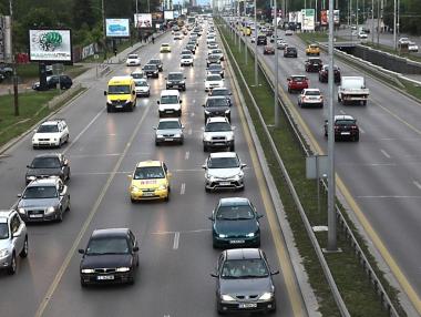 Автомобилна администрация и Гаранционният фонд установиха връзка