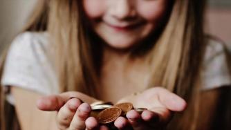 Пари за подрастващи