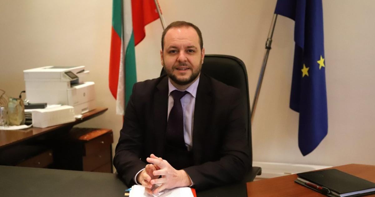 Г-н Сандов, преди да станете министър обявихте, че България е