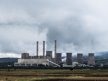 Производството на изкопаеми горива в САЩ ще достигне пик през 2023 г.