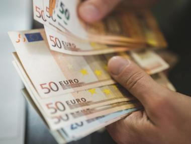 Вечерни новини: Усещането за корупция расте; Караджов се захваща с тол системата