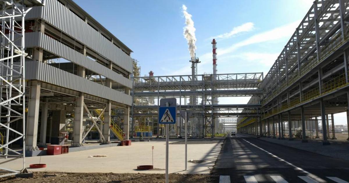 Икономиката на еврозоната стартира 2022 г. стъпила върху слаба основа.