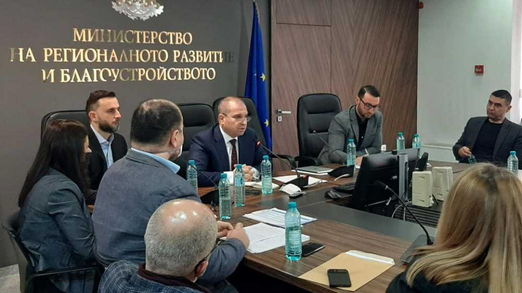 Вечерни новини: Сблъсък за тол системата; Нови промени в БУЛСТАТ регистъра