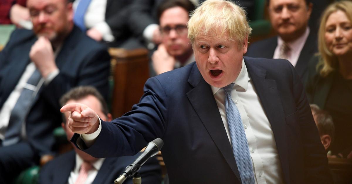 Четирима висши съветници на британския премиер Борис Джонсън подадоха оставки