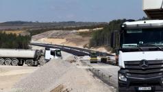 Плащанията по сключените по времето на ГЕРБ инхаус договори за