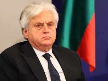 Кабинетът отпусна над 5 млн. лв. за спешен ремонт на пътя до Триград