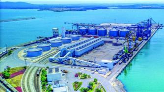 Пристанище Бургас работи по световни стандарти за екология и безопасност