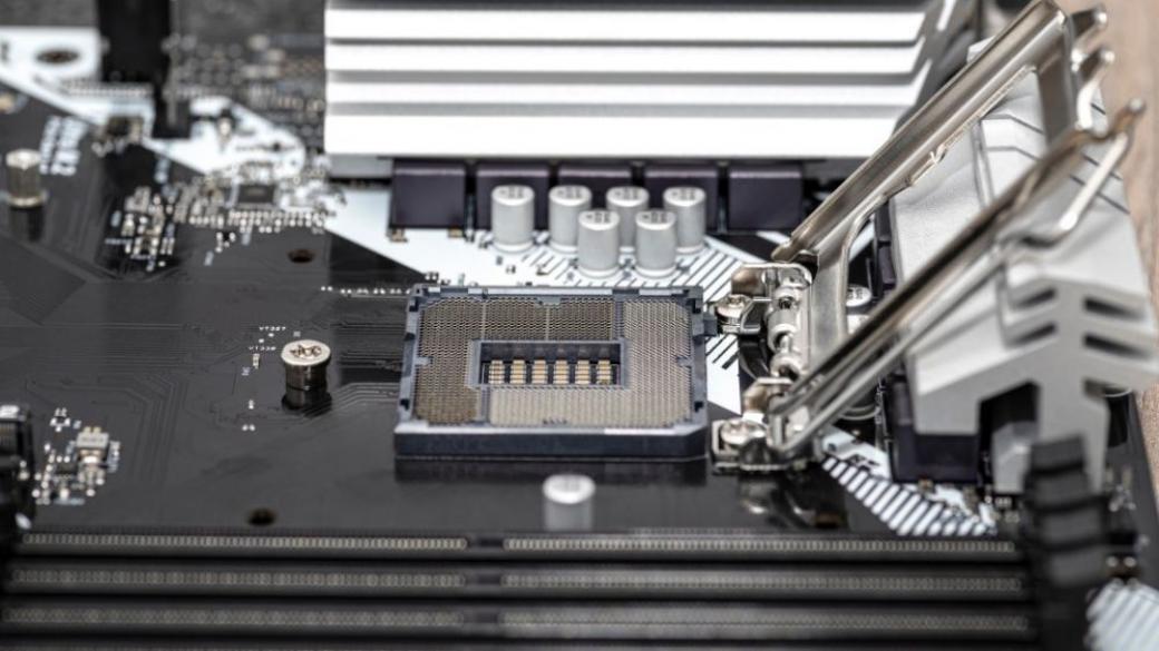 Intel създаде специален чип за копаене на биткойни