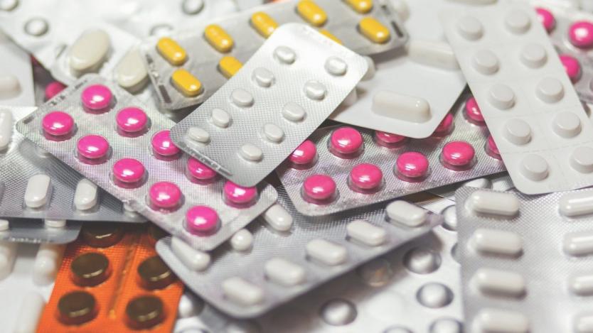 Липсват стотици важни лекарства от аптеките в България