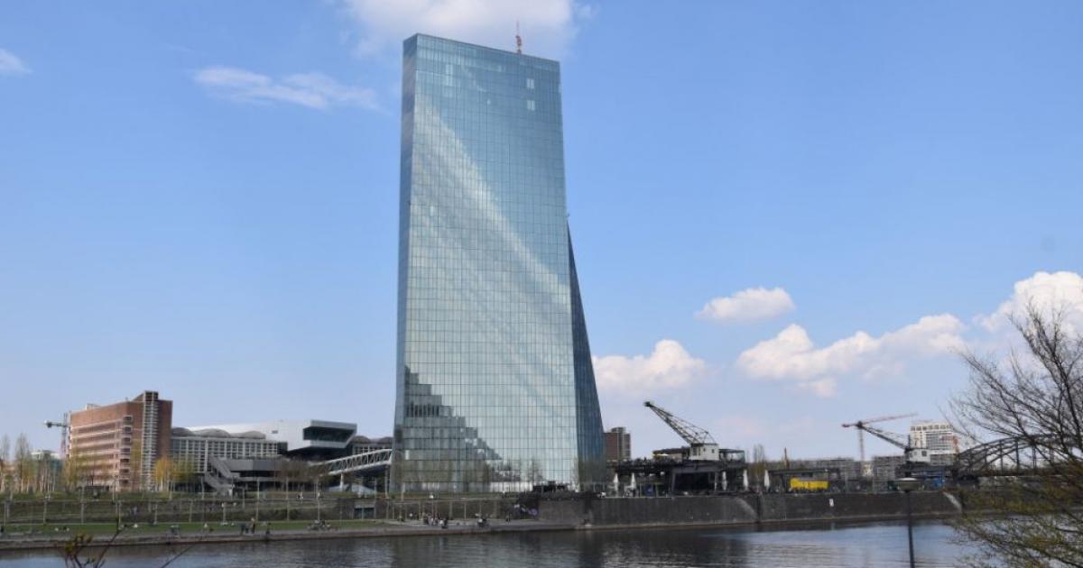 Повечето членове на Управителния съвет на Европейската централна банка признават,